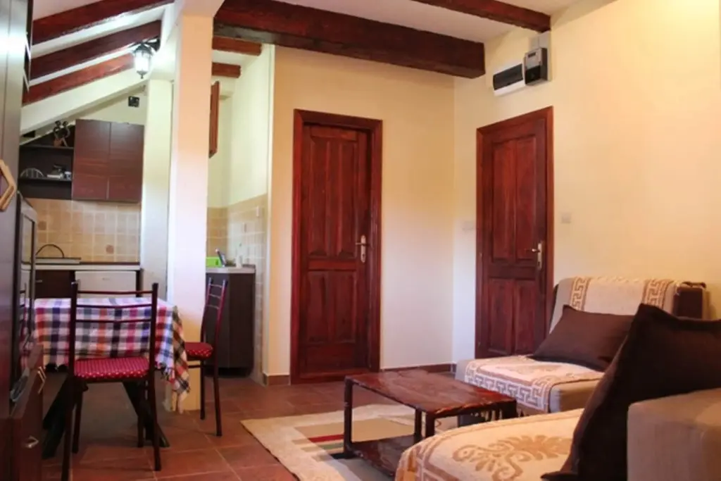 Тиват: Apartments Bordo