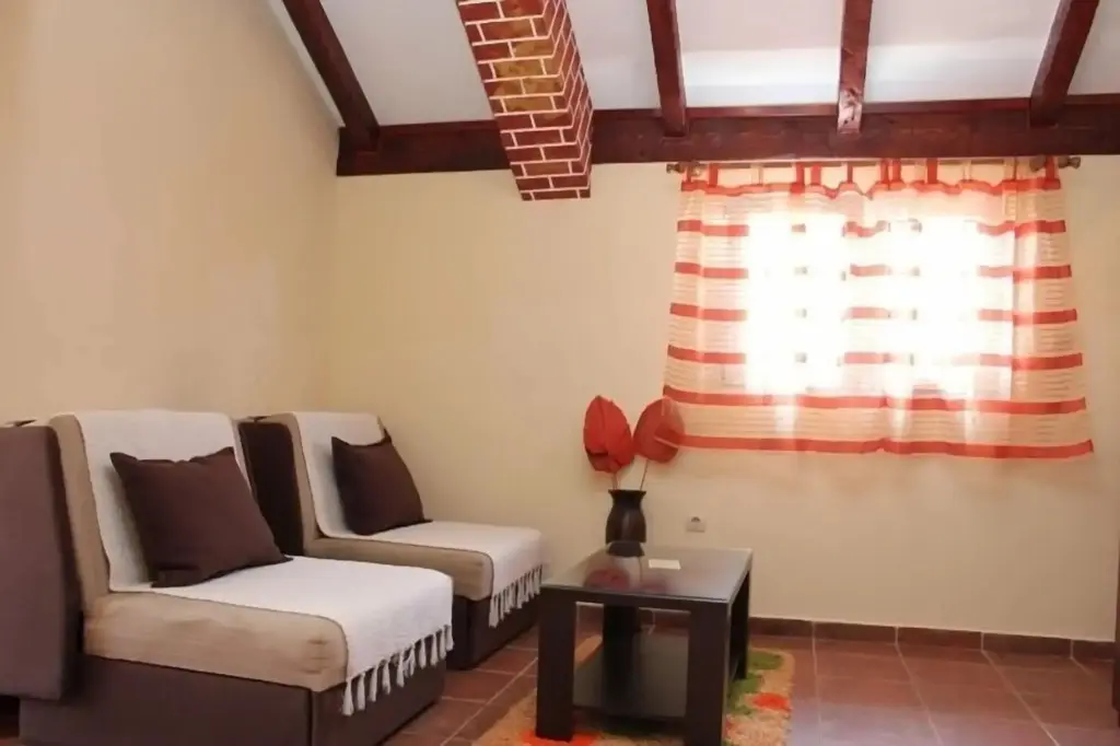 Тиват: Apartments Bordo