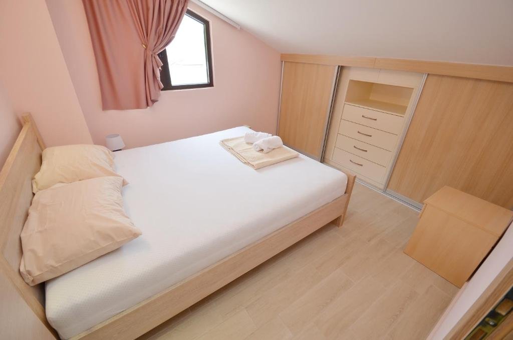 Доброта: Apartments Kaludjerovic