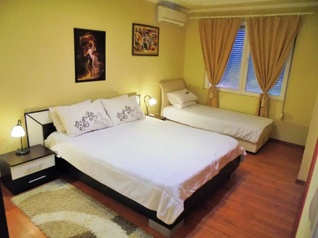Тиват: Apartments Villa Lastva