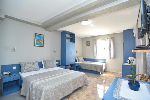 Свети-Стефан: Apartments and Rooms Drago