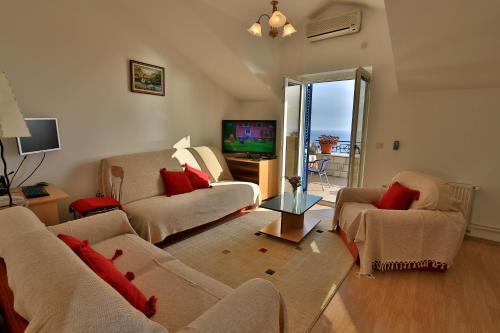 Свети-Стефан: Apartments and Rooms Drago