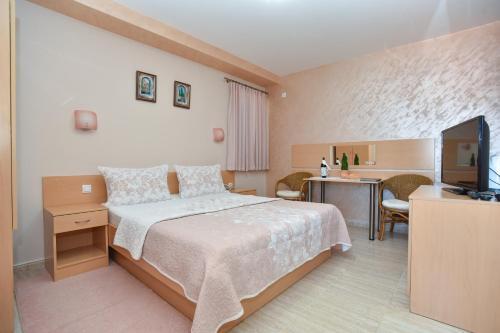 Свети-Стефан: Apartments and Rooms Drago