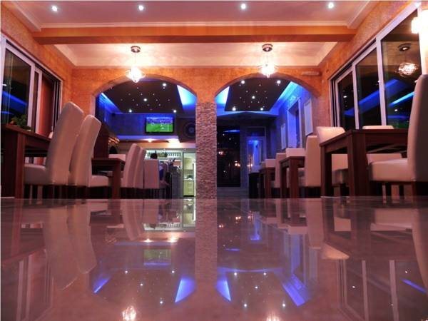 Ульцинь: Apartments and Rooms Holiday