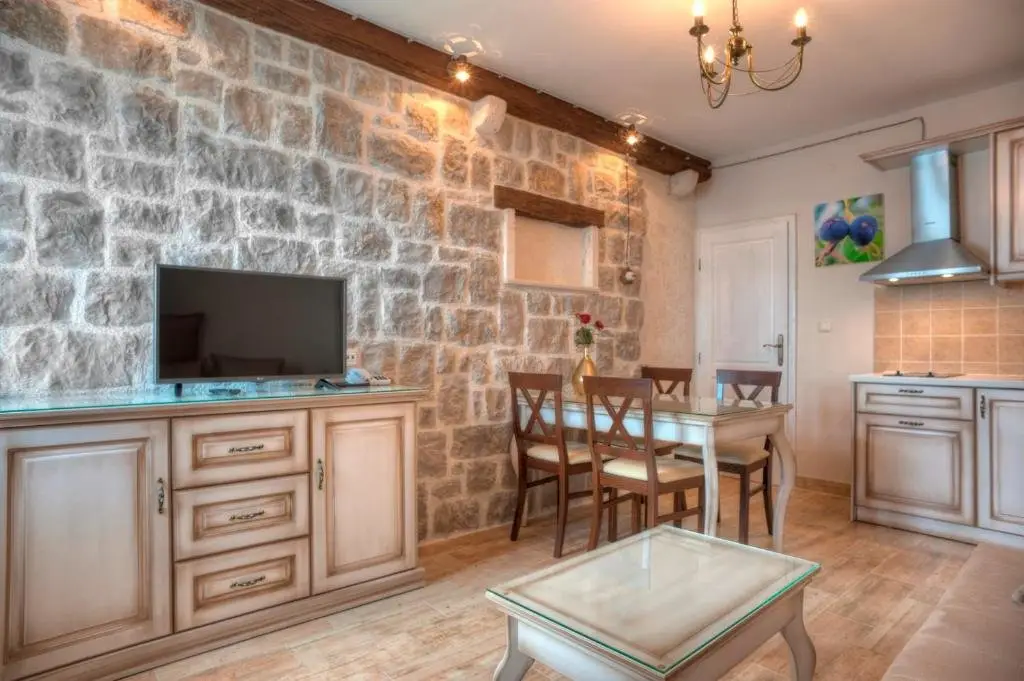 Петровац: Piazza Apartments 1
