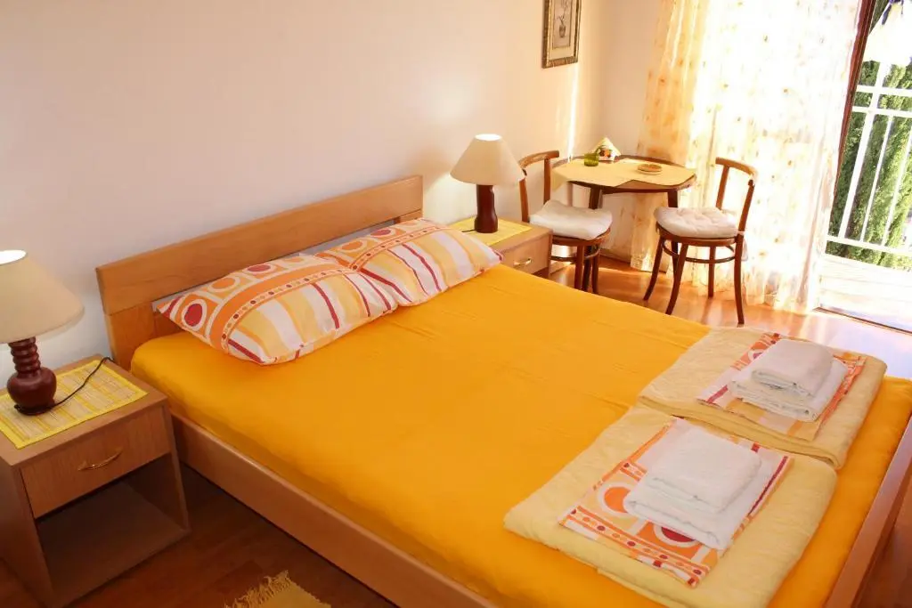 Херцег-Нови: Guest House Tomanovic