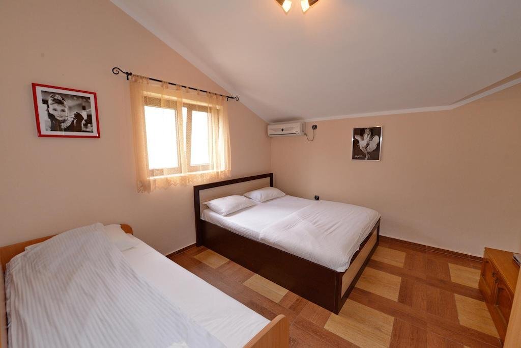 Доброта: Apartments Jovanovic