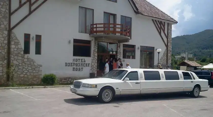 Мойковац: Hotel Djevojacki Most