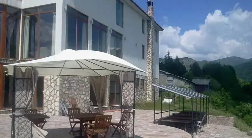 Мойковац: Hotel Djevojacki Most