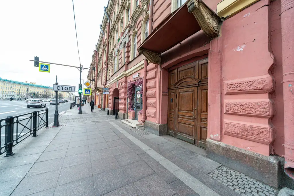 Санкт-Петербург: Меблированные комнаты Ринальди на Московском 18