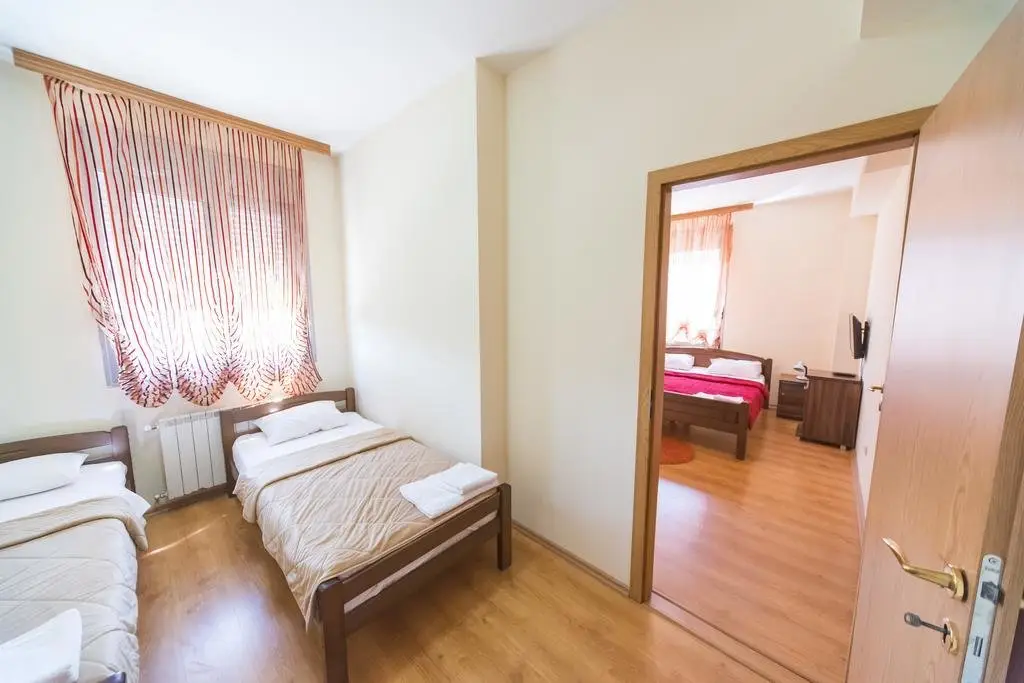 Подгорица: Garni hotel Piramida
