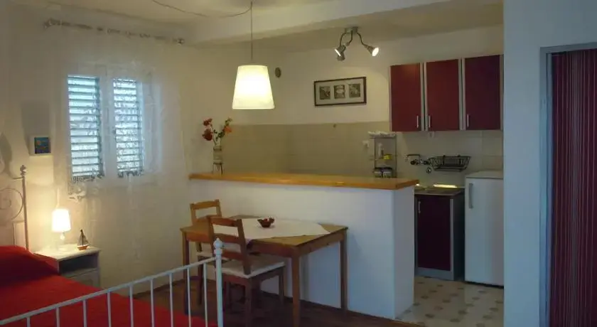 Катун-Режевичи: Apartments Skocidjevojka