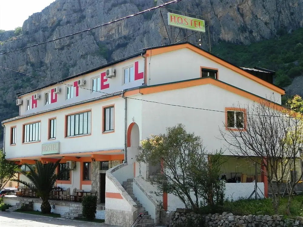 Подгорица: Hostel Izvor