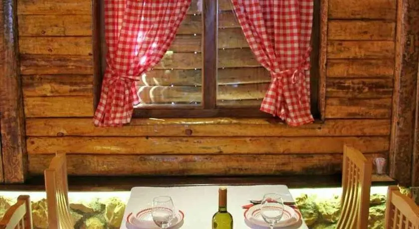 Подгорица: Hostel Izvor