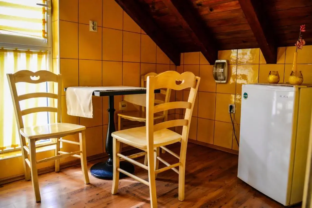 Доброта: Tianis Apartments