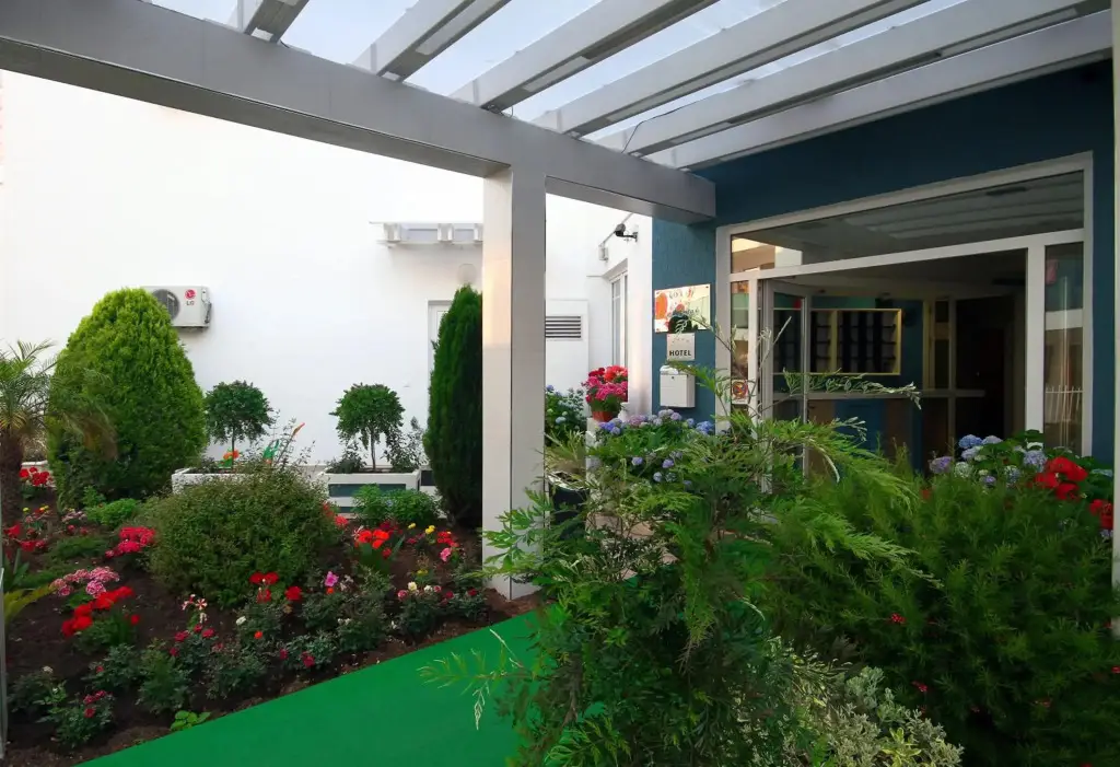 Будва: Hotel Bella Vista
