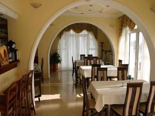 Добро Вода: Apartments & Rooms Elite