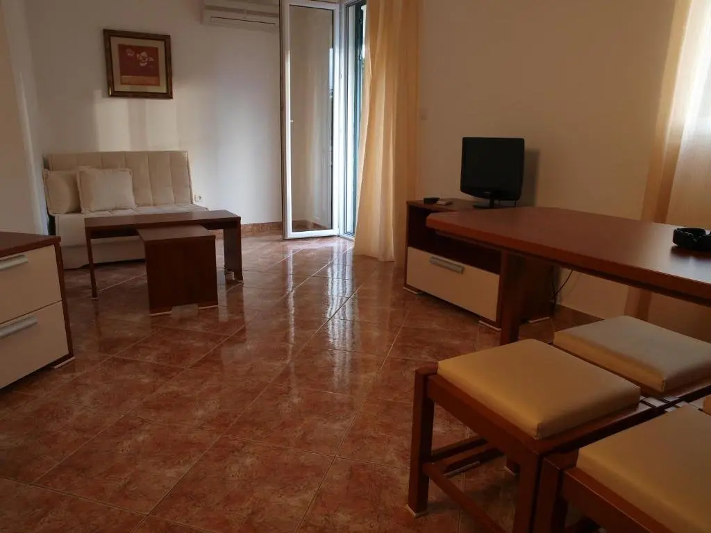 Петровац: Apartments Laništa Dragović