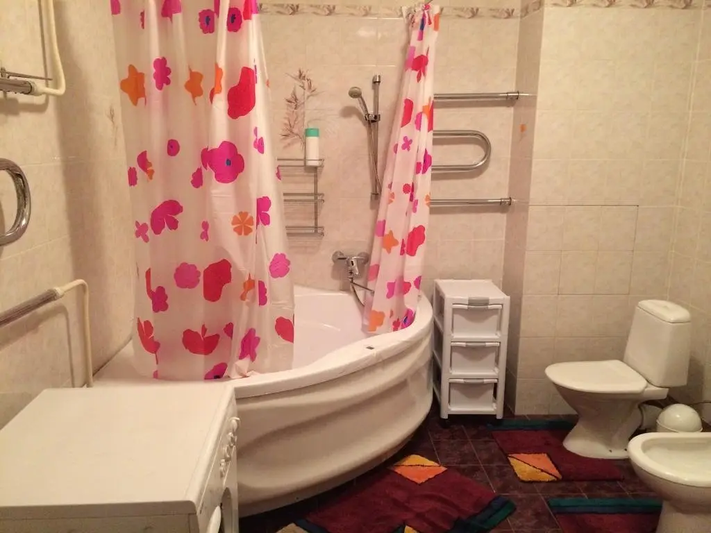Санкт-Петербург: Savushkina 12 Apartment