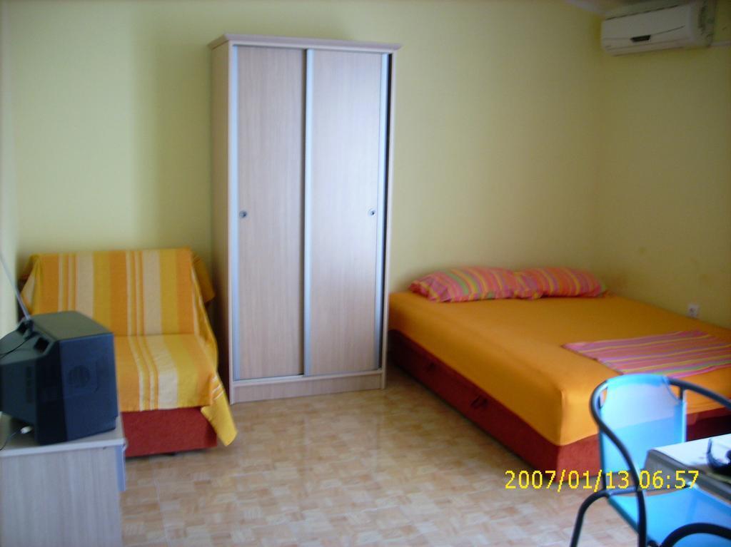 Бар: Apartment Filip