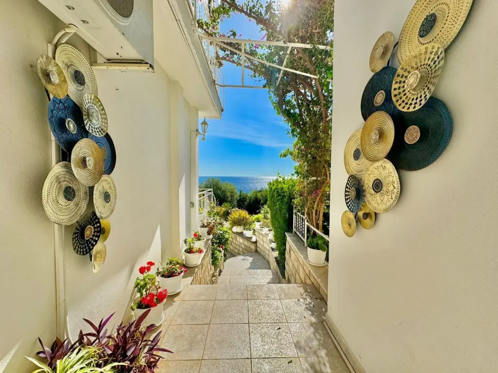 Свети-Стефан: Sun Rose apartments Sveti Stefan