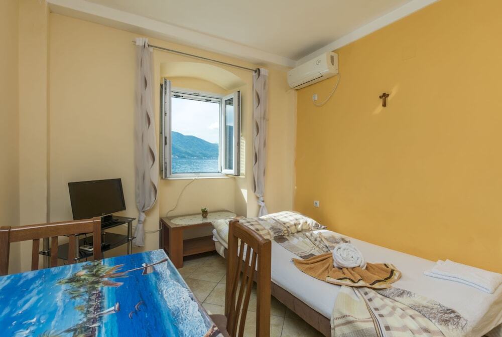 Доброта: Apartments Mir i dobro