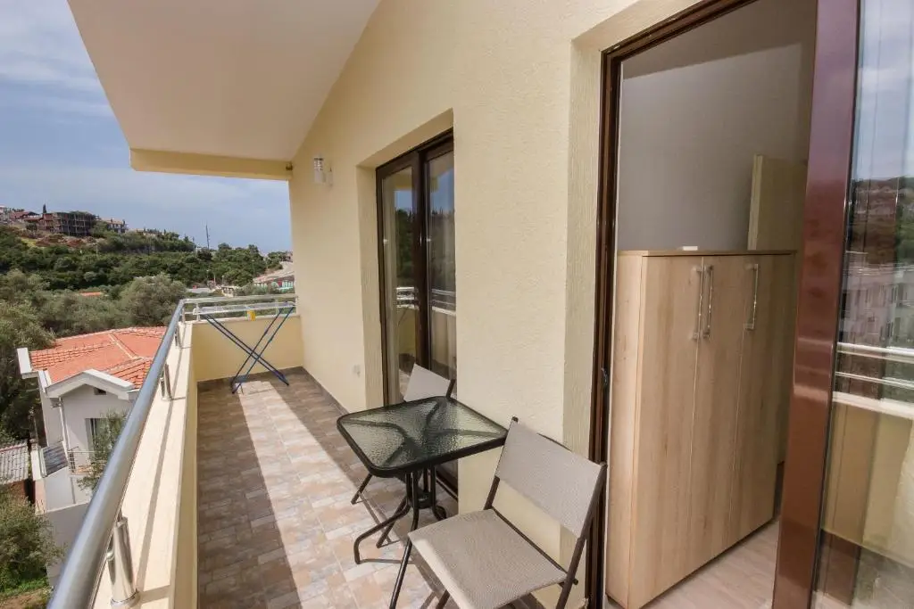 Бусат: Apartments Val Maslina