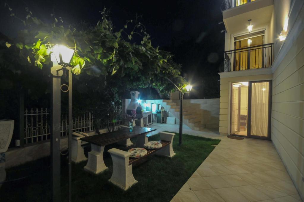 Бульярица: Villa And Apartments St George