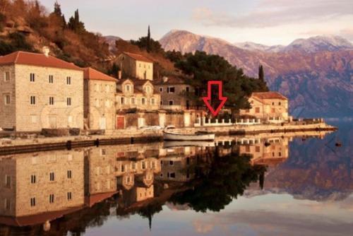 Пераст: Perast Waterfront Apartments
