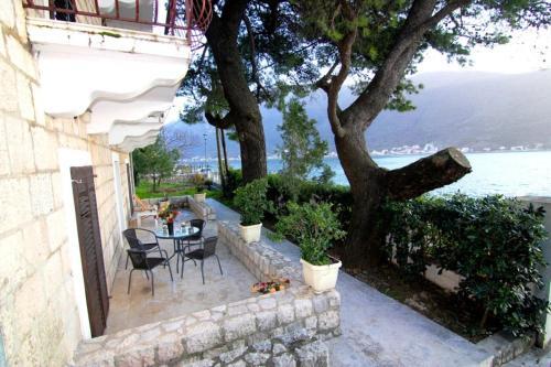 Пераст: Perast Waterfront Apartments
