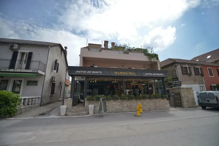 Доброта: Tianis Apartments