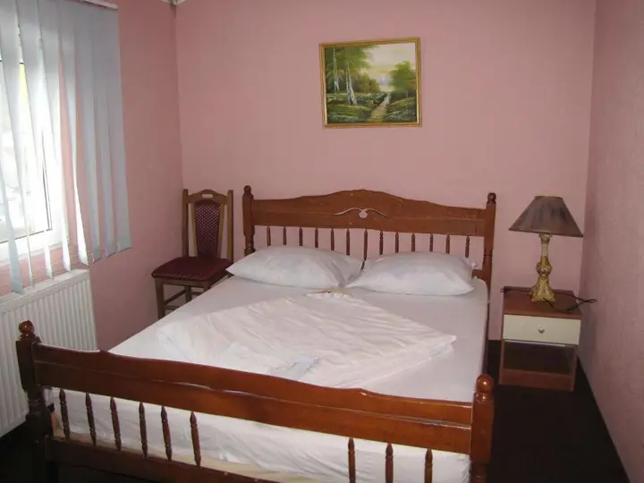 Андриевица: Hotel Rosi
