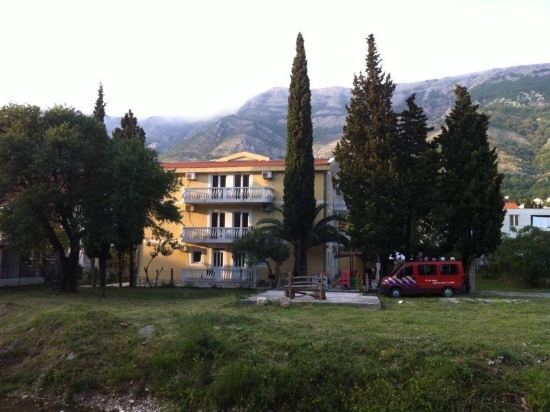 Сутоморе: Apartments Beba Zalad