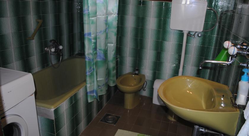 Свети-Стефан: Apartments Sorele Sanković