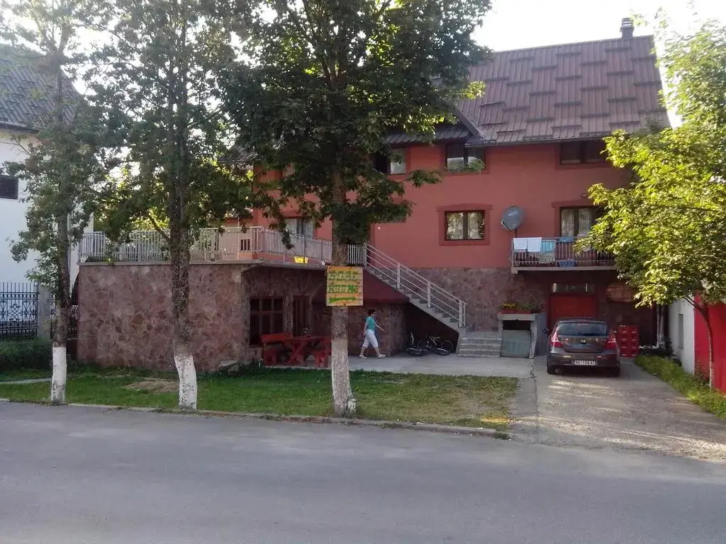 Apartments and Rooms Taverna — фото 1