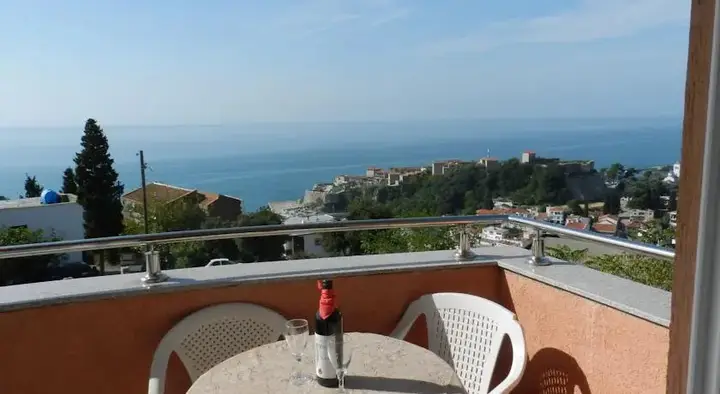 Ульцинь: Apartments Baja