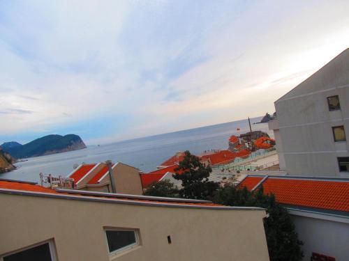 Петровац: Apartments Almaja Villa
