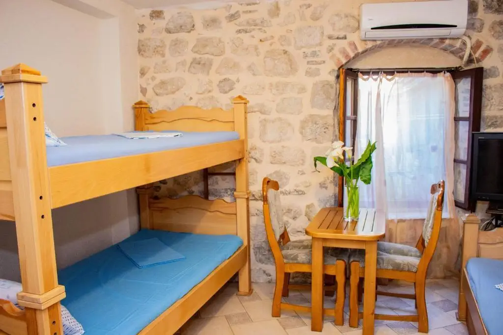 Доброта: Guest House Šljuka