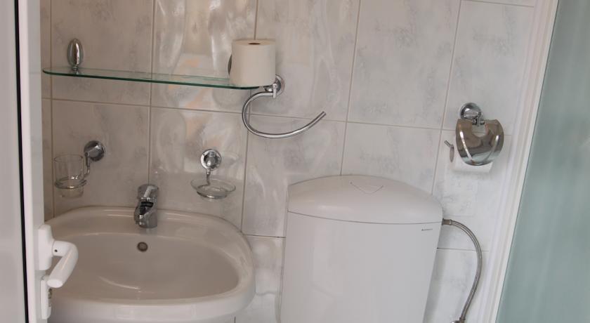 Бечичи: Apartments Andrija