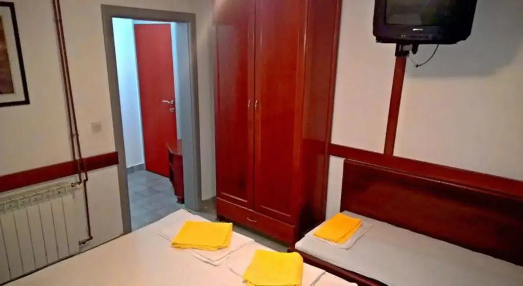 Бар: Hotel Castello