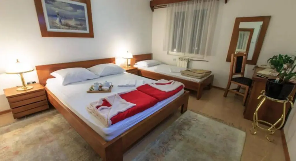 Бар: Hotel Castello