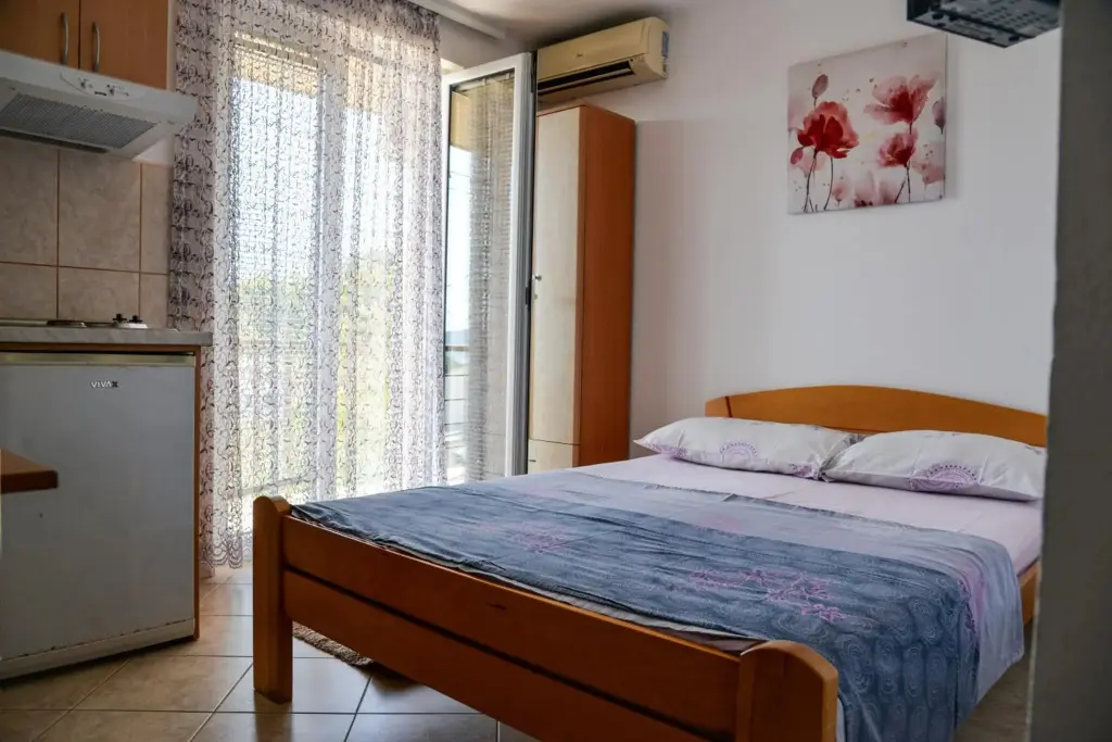 Тиват: Ivana Guesthouse