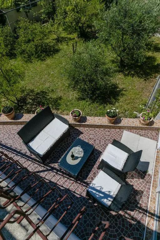 Доброта: Apartments Feniks