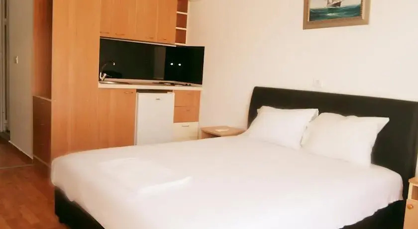 Ульцинь: Apartments Donna