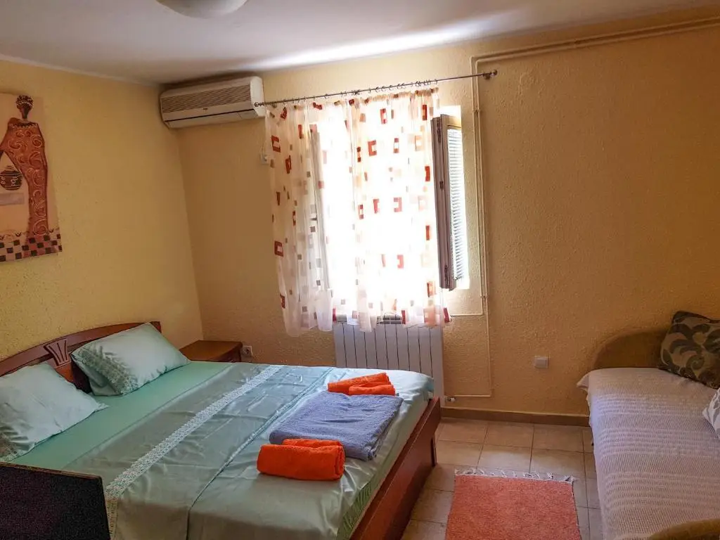 Стрп: Apartments Đule