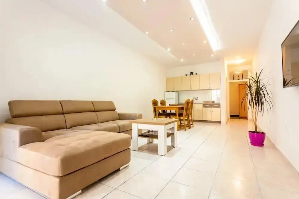 Свети-Стефан: Apartments Adriatic
