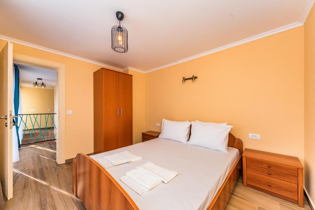Сутоморе: Apartments and Rooms Sole Mar
