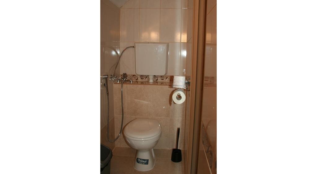 Колашин: Guest House Sergey