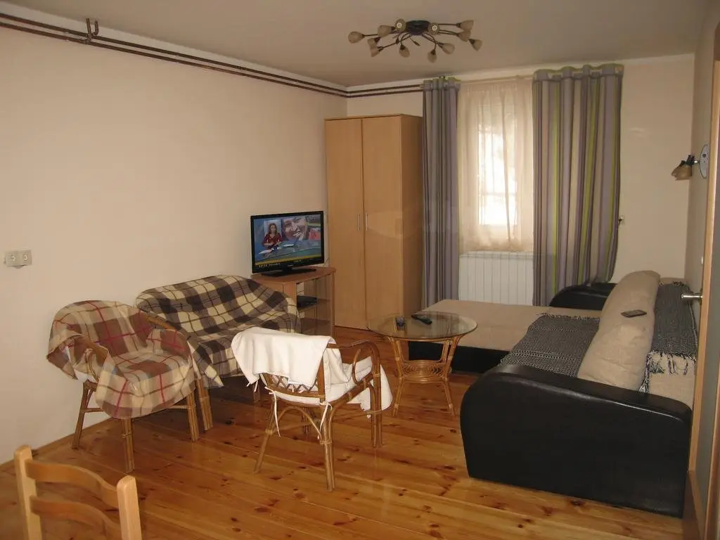 Колашин: Guest House Sergey