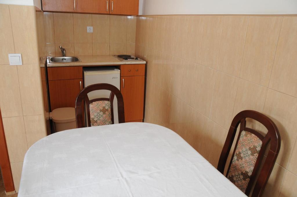 Близикуче: Apartments Dragišić